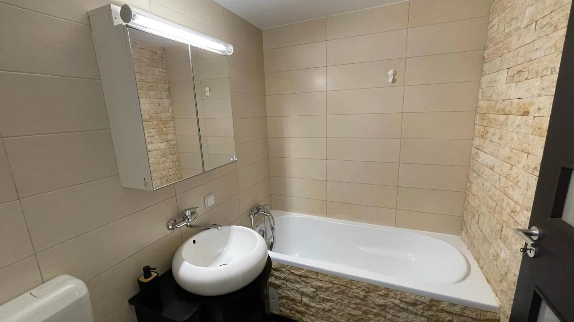 Tranquility Retreat Apartment Bucharest